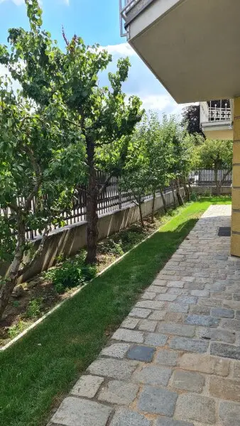 Sehr ruhige Siedlungslage - Gartenwohnung mit Garage in sehr gepflegten Haus