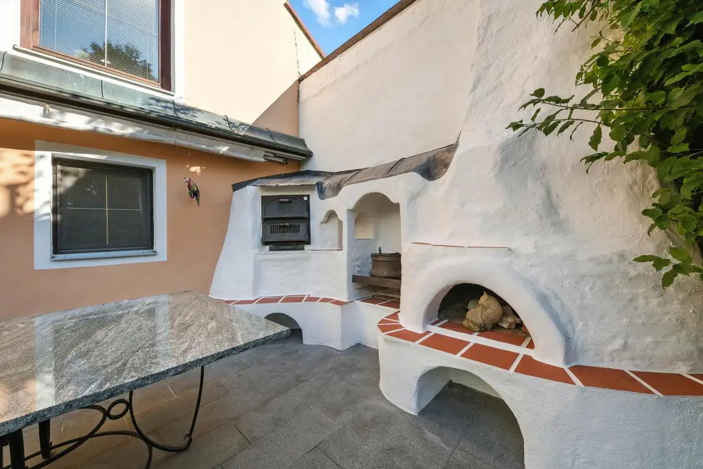 EINZIGARTIGE STILALTBAU-RESIDENZ IM HERZEN DER KREMSER ALTSTADT!