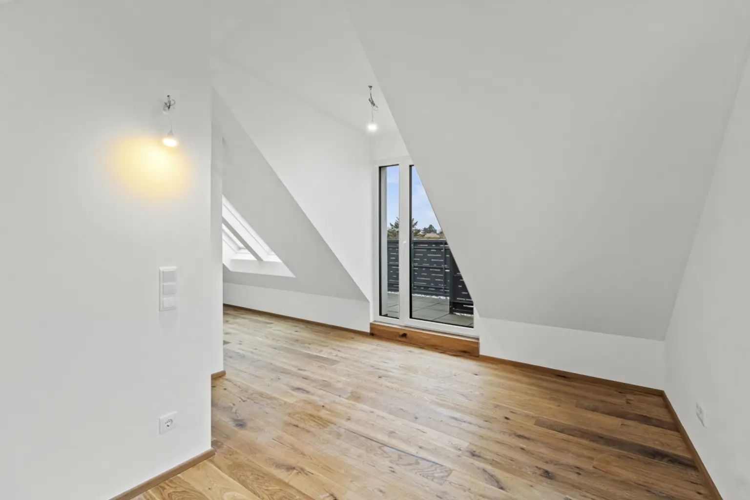 14.2 | ++ NEU ++ REIHENHAUS mit Balkon, Terrasse und Wohnkeller in NEUESSLING | Prima Service Immobilien