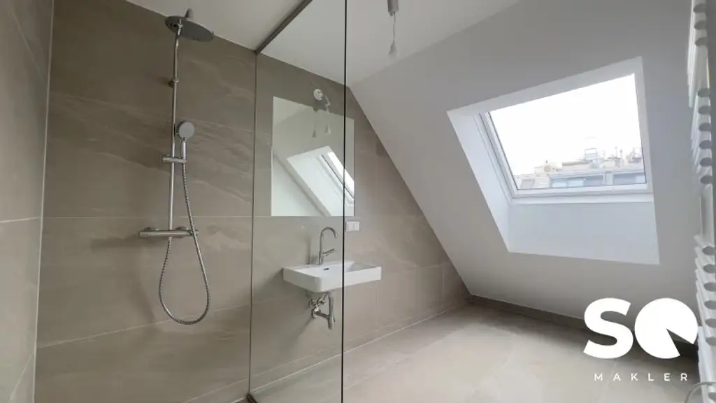 # SQ - EXKLUSIVE DACHGESCHOSSWOHNUNG IN 1030 WIEN - SEIDLGASSE - 2 ZIMMER und TERRASSE - TOP 17