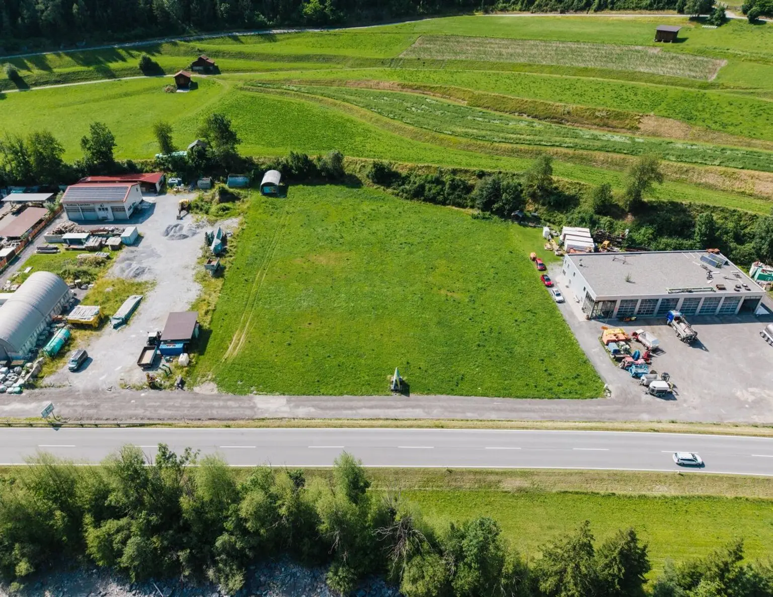 Gewerbegrundstück im Dreiländereck - Beste Lage direkt an der B180 in Pfunds !Flexible Flächen ab 1000m²!