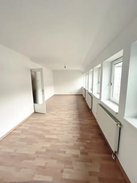 Wohntraum über den Dächern Wiens! Dachgeschoss-/ Maisonette-/ Terrassen-Wohnung mit fantastischem Fernblick!
