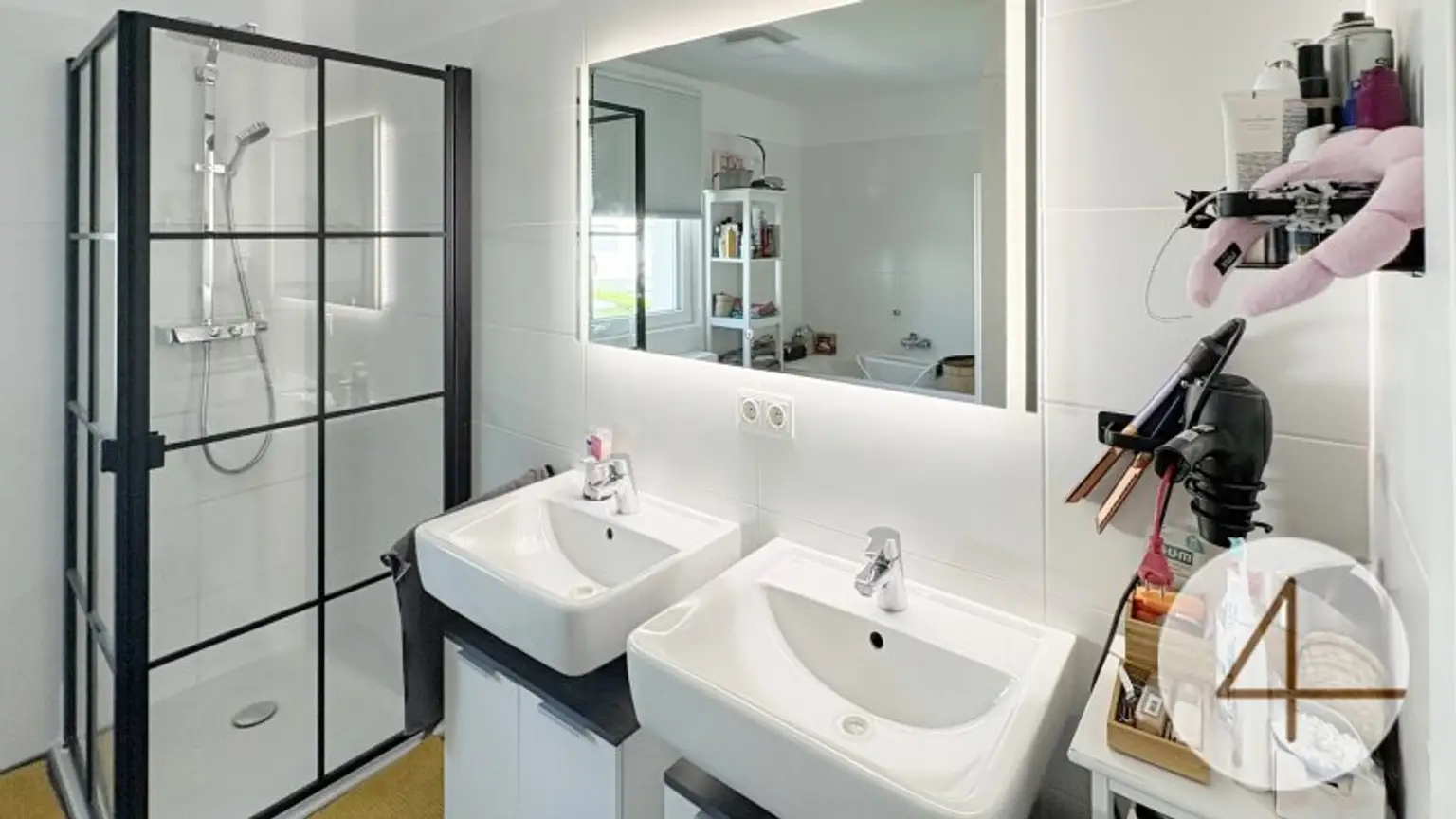 Der Stoff aus dem die Wohnträume sind! POOL, Garten, Terrasse! Wohnraumkühlung! PV-Anlage!
