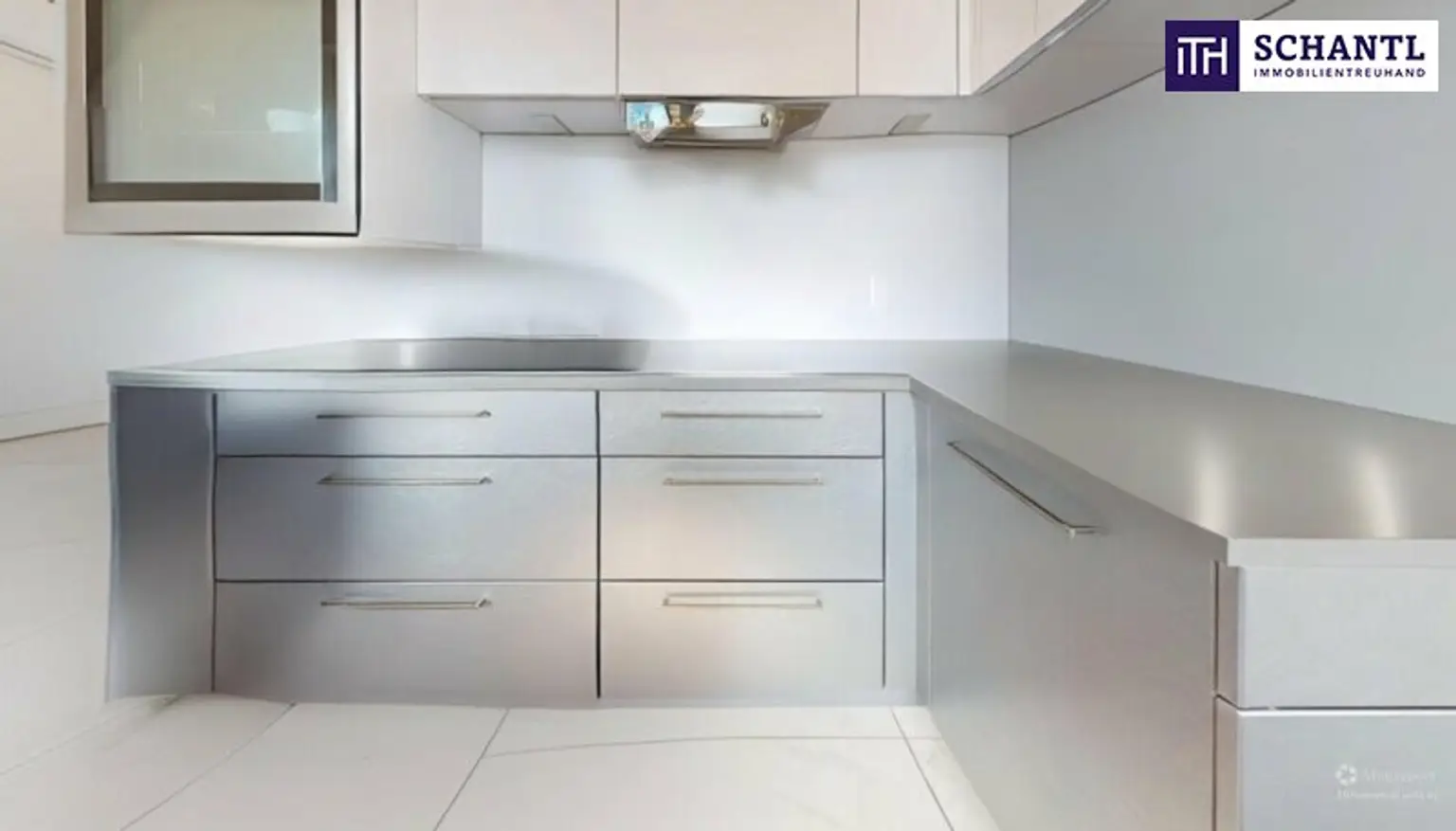 NOTVERKAUF! Schneller Verkauf aus gesundheitlichen Gründen – jetzt diese Gelegenheit ergreifen und gleichzeitig helfen! Grünoase mit Panoramablick: 3-Zimmer-Wohnung mit Süd/West-Dachterrasse!