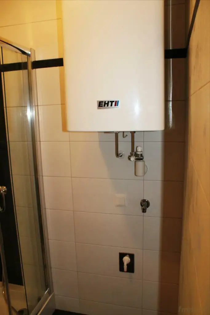 Geidorf: Großzügige 4 Zimmer-Mietwohnung, verglaste Loggia, WEG geeignet.
