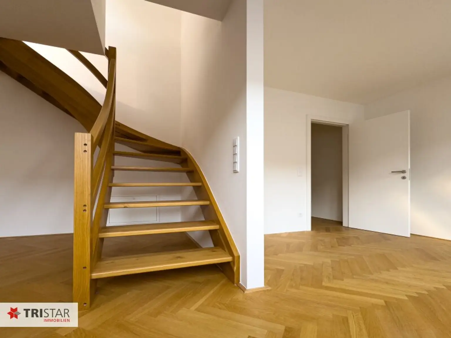DG-Projekt im 9. Bezirk · 5 Wohnungen · Ost- & Westterrassen · 53–106 m² Urbanes Wohnen · Parks & Uni-Nähe · Sonne von morgens bis abends !