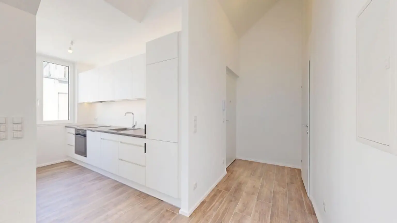 Moderne 2-Zimmer Dachgeschosswohnung | Terrasse | Klimaanlage | Nähe Café Hummel | Erstbezug