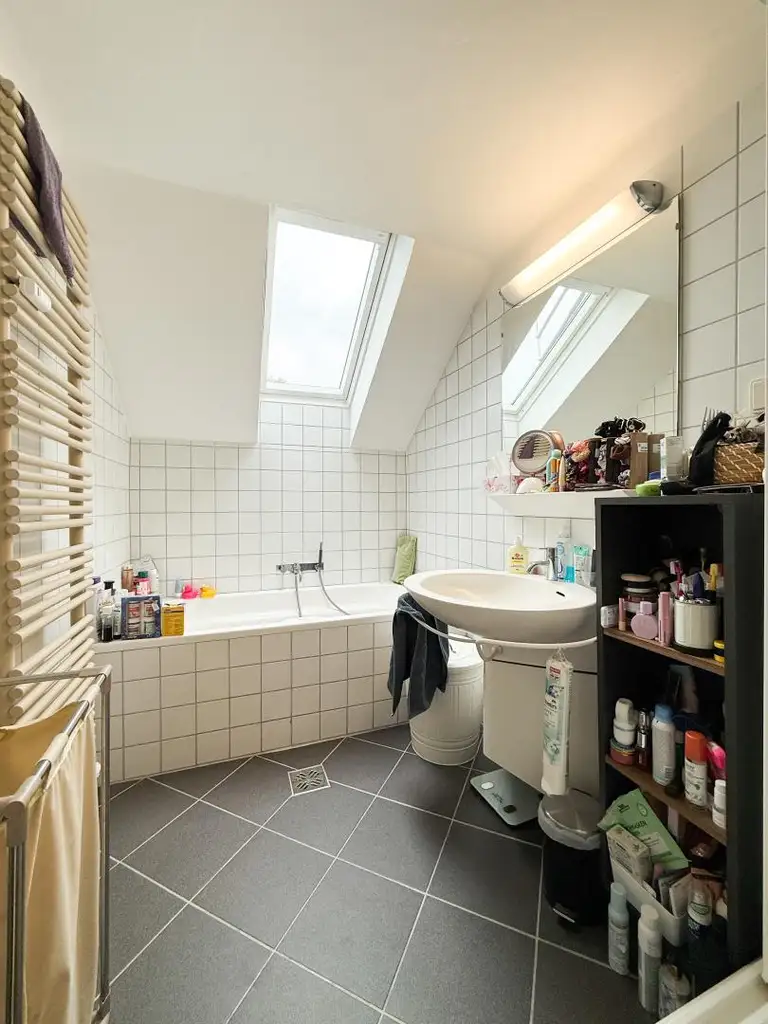 Traumhafte 2,5 Zimmer DG-Wohnung mit eigenen Garten | SALZBURG RIEDENBURG