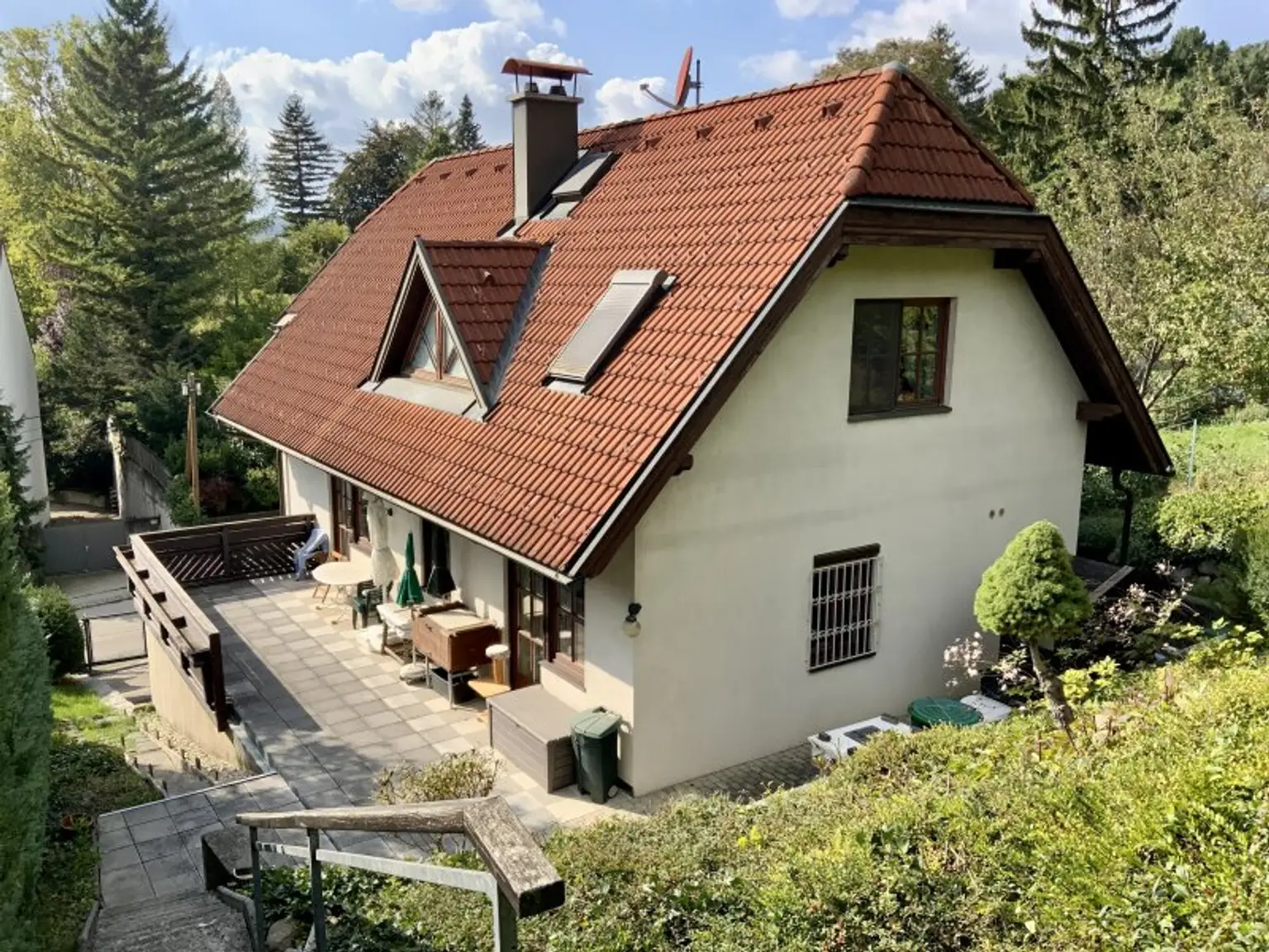 Charmantes Haus mit wunderschönem Garten in Top-Lage Nähe ISTA in Klosterneuburg/Kierling.