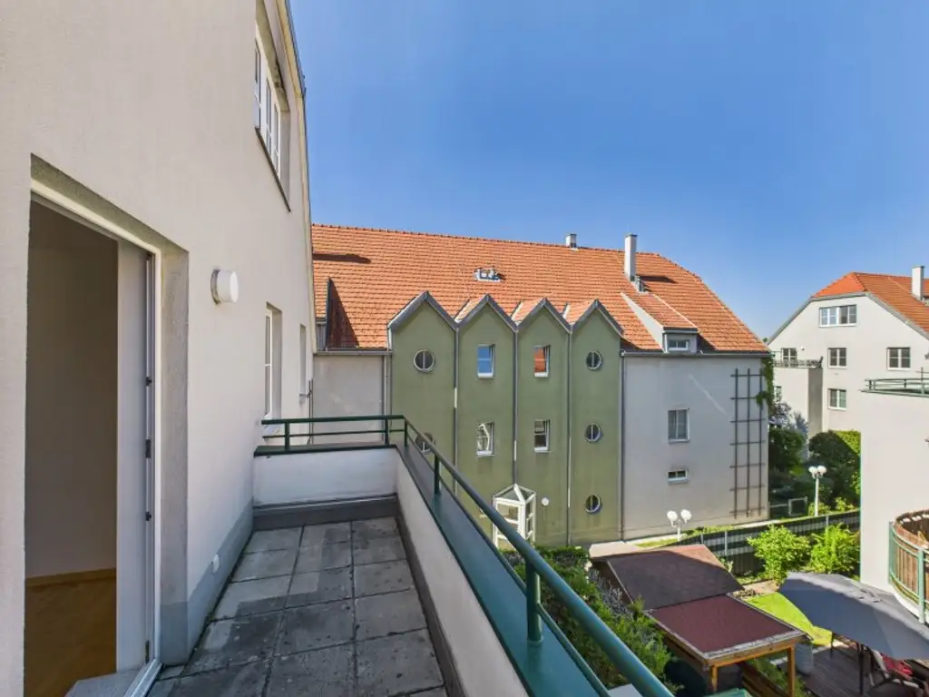 Dachgeschosswohnung in 1220 Wien: 4 Zimmer, 2 Terrassen– Ihr neues Zuhause! Ab 1.451,-- € Kreditrate/Monat!