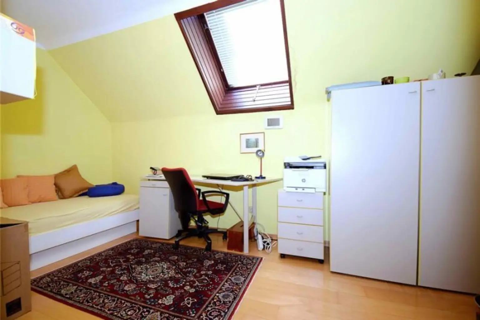 Exklusives Traum-Anwesen mit Naturteich und Gästehaus