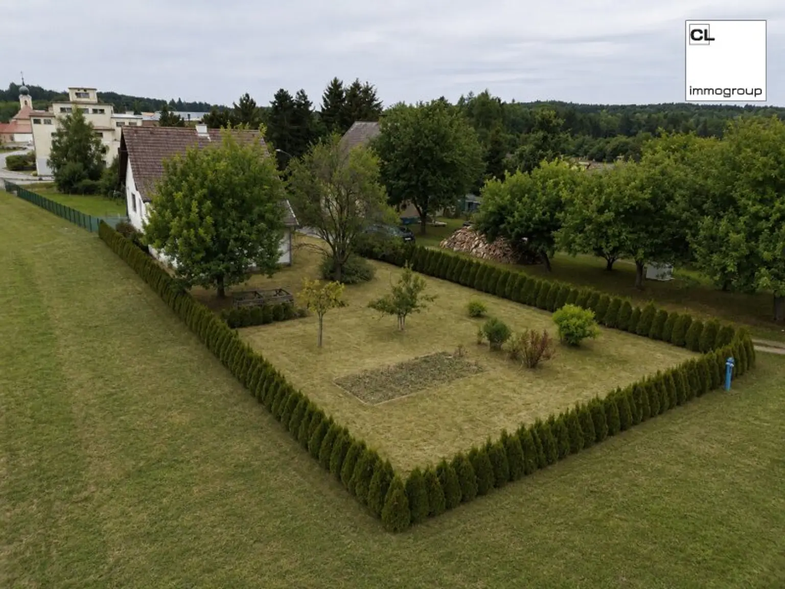 Großzügiger Garten