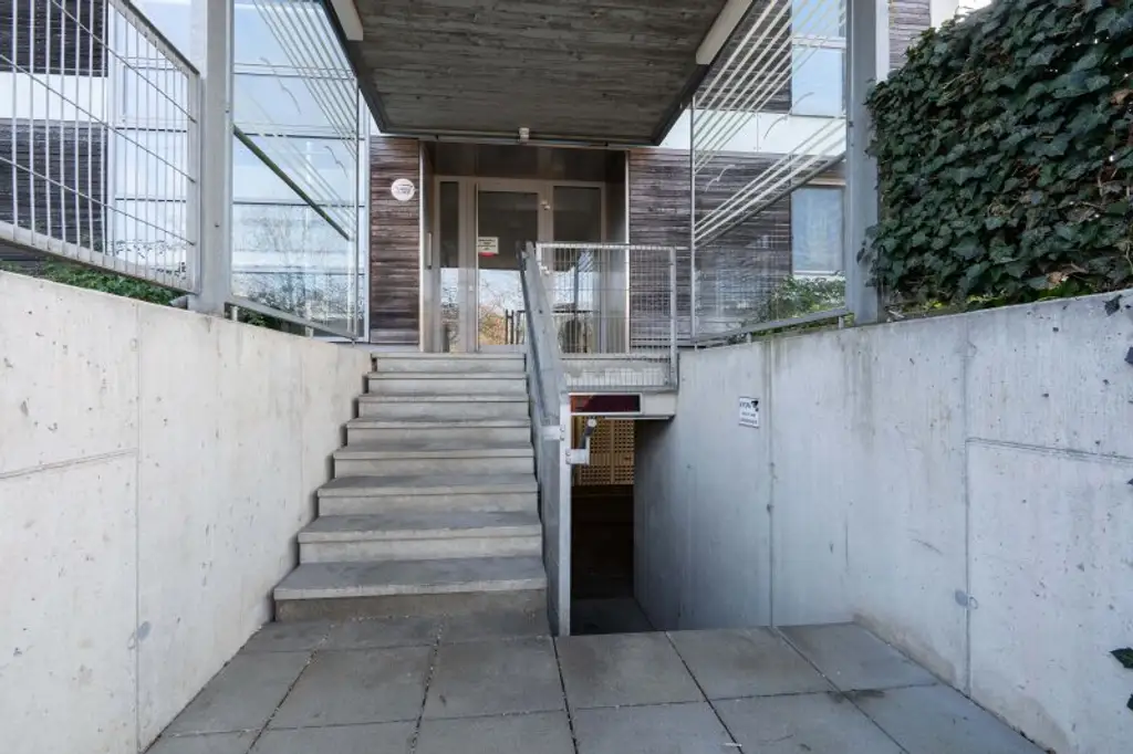 Moderne 3-Zimmer Wohnung mit Loggia/Balkon in der SolarCity zu kaufen