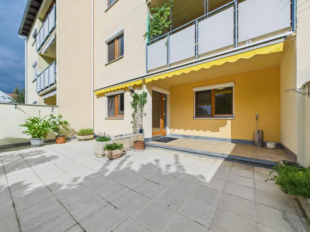 Zentrumsnahe Mietwohnung mit großer Terrasse