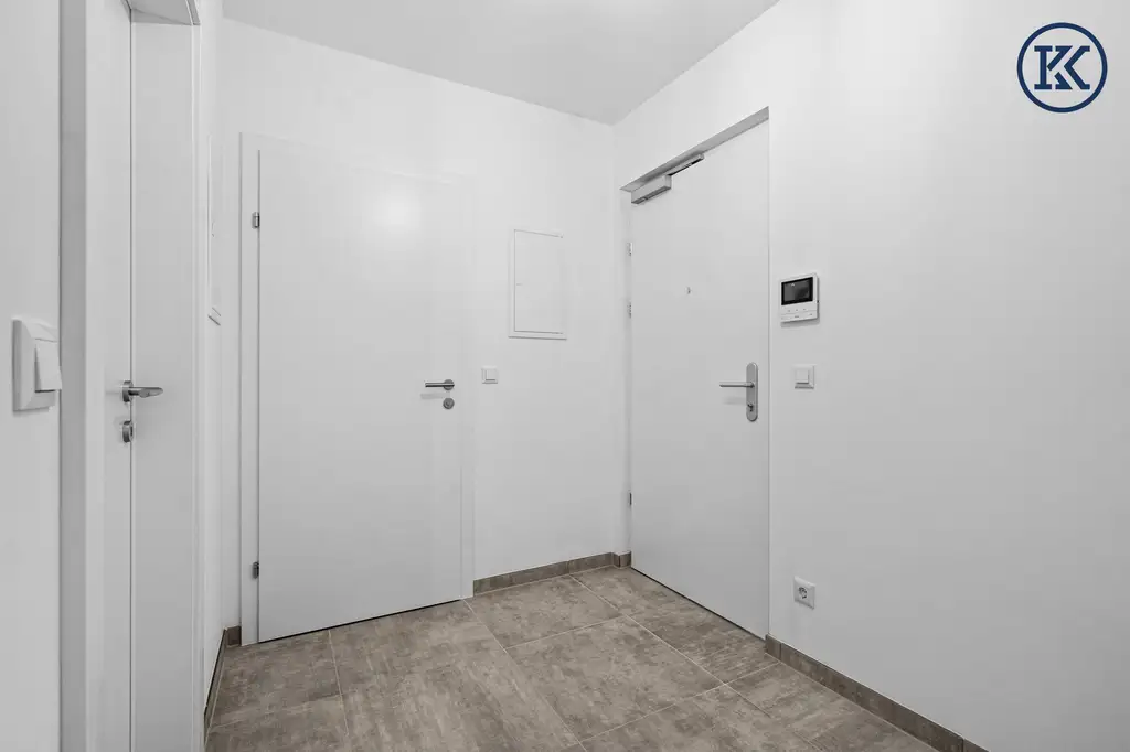 Etagenwohnung nahe Uno City