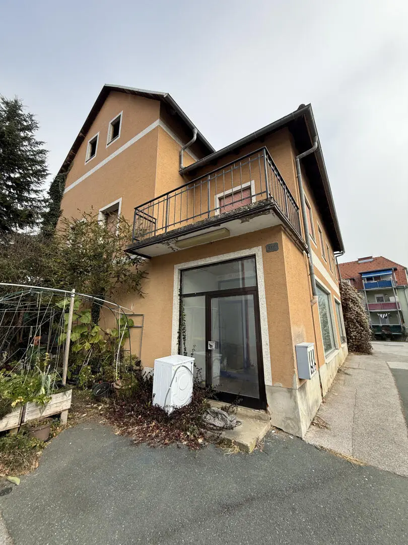 20251114_095802577_iOS