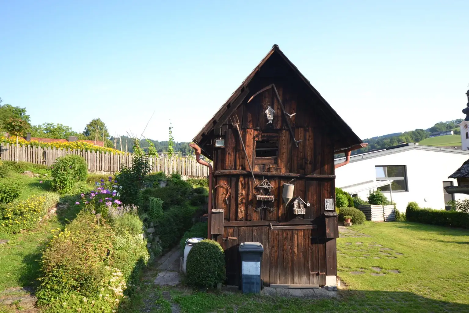 Kleines Häuschen mit Gartenidylle - Sanierungsobjekt