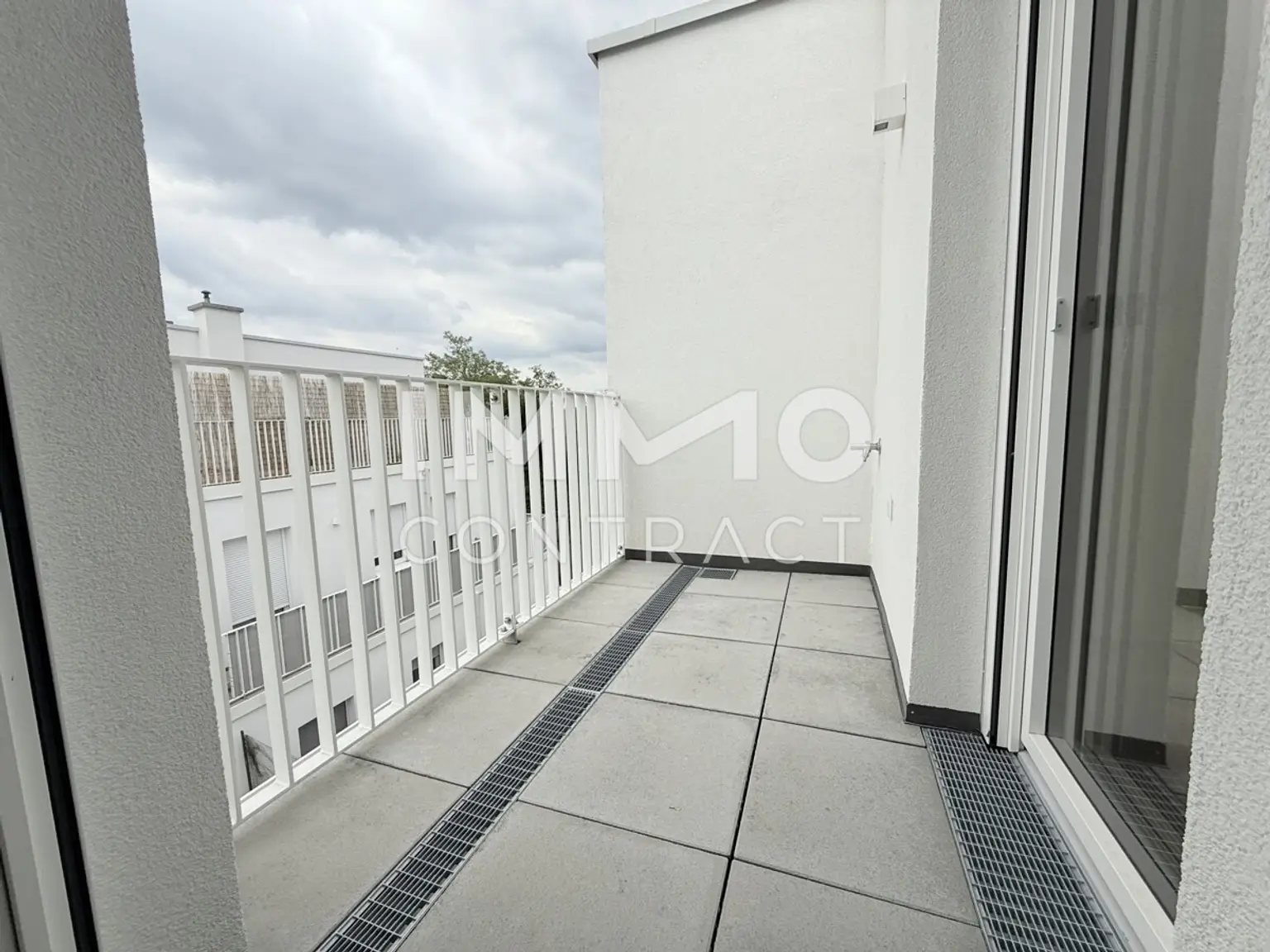 EDI N° 7 -Lichtdurchflutete Zweizimmer Wohnung mit Terrasse zum wohlfühlen