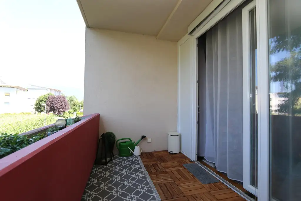 großzügige, attraktive 2 Zimmer-Wohnung