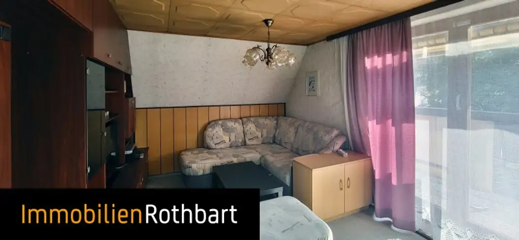 Eckreihenhaus mit Grund und kleinem Vorgarten in ruhiger Wohngegend!