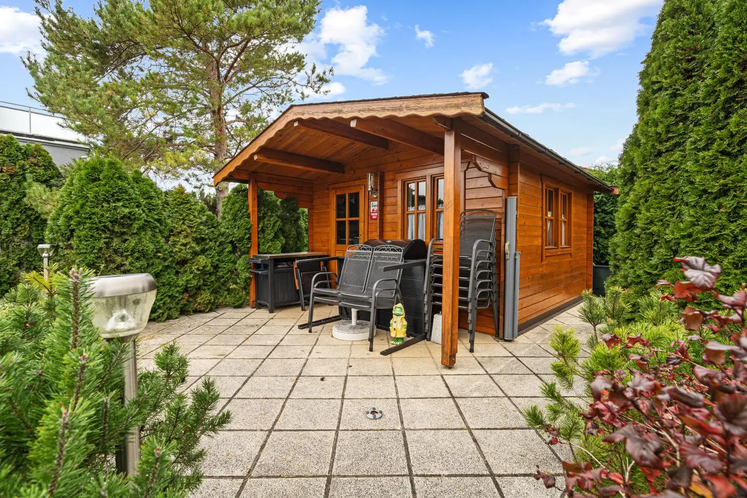 "gepflegtes Wohnhaus mit teilbarem Grundstück!"