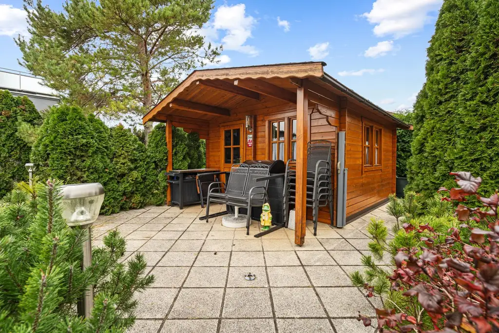 "gepflegtes Wohnhaus mit teilbarem Grundstück!"