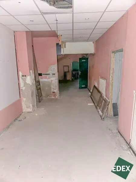 Großes Souterrain in guter Lage