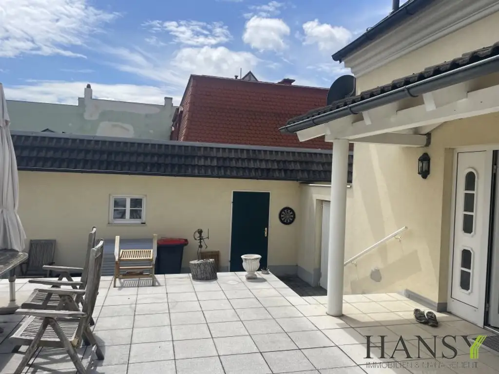 Traum Stilvilla in Tribuswinkel: Modernisiert mit Garten, Garage & 5 Zimmern!