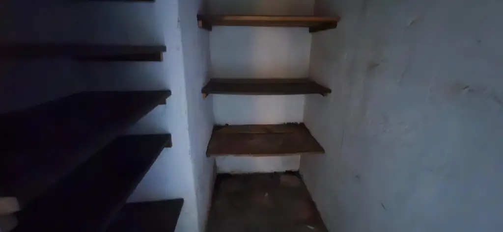 Sanierungsbedürftiges Haus mit Potenzial in attraktiver Lage - ab sofort verfügbar!