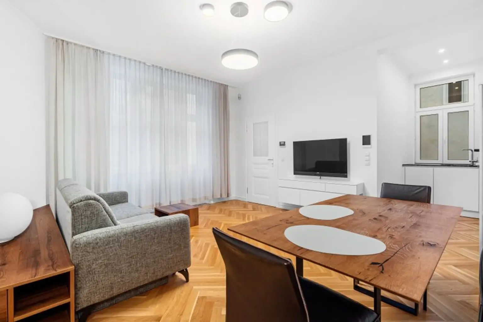 Moderne 1-Zimmer-Wohnung in 1030 Wien / sanierter Altbau