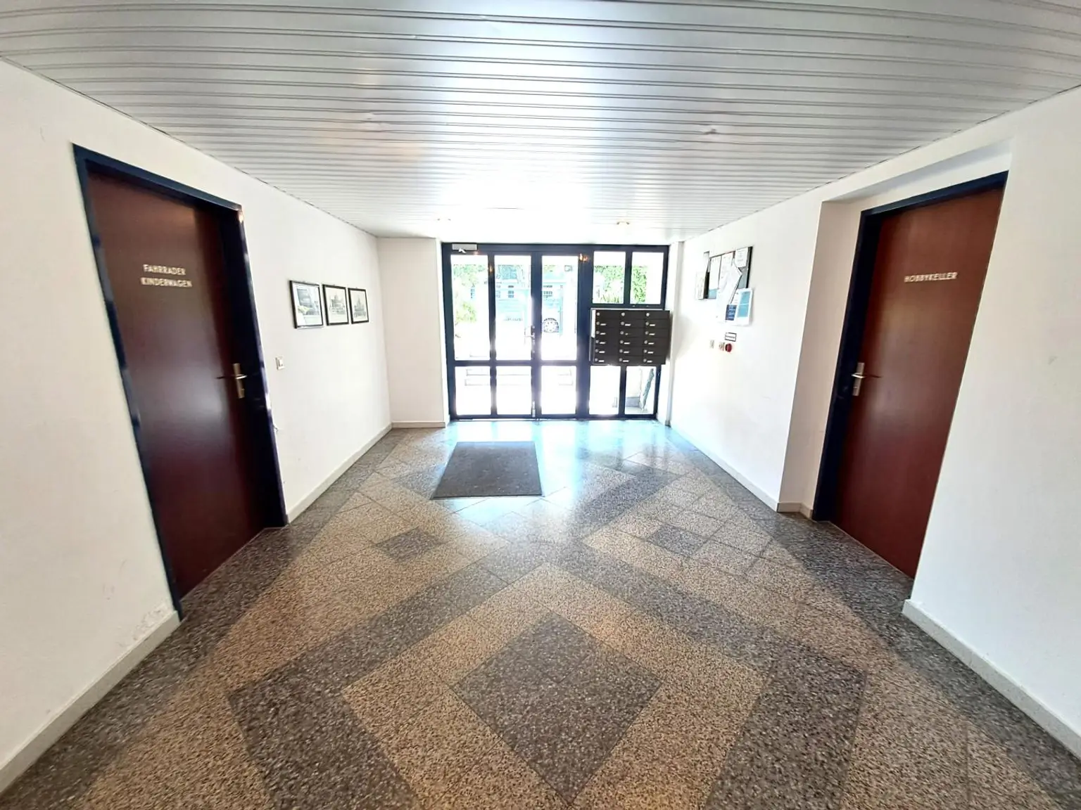 gepflegtes Ambiente - Entrée