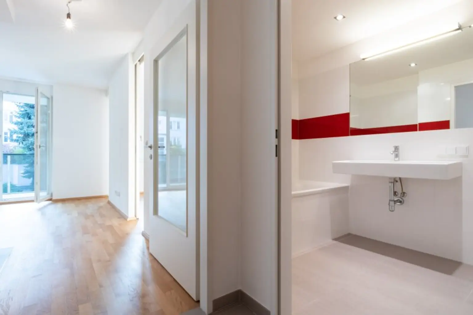 ZUM VERKAUFEN! Attraktive Kapitalanlage: Vermietete charmante Kleinwohnung mit großzügigem Balkon und Tiefgaragenstellplatz! Nähe U6 Spitz!
