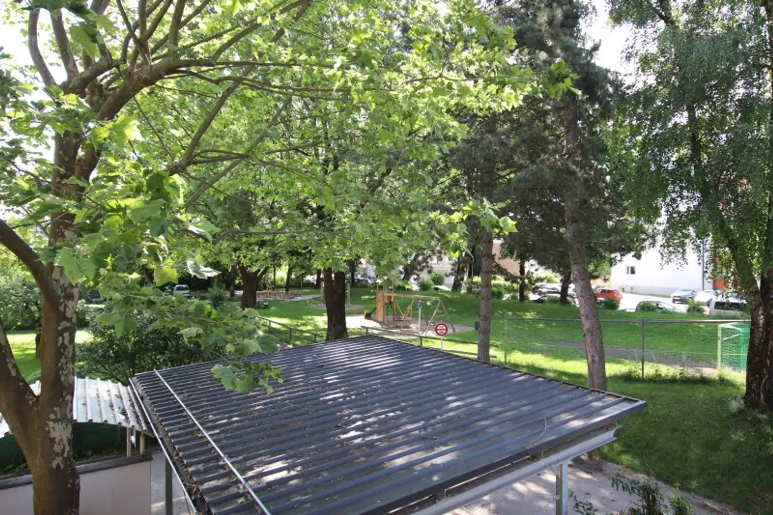 Schöne 2 Zi Wohnung mit Loggia in Waidmannsdorf