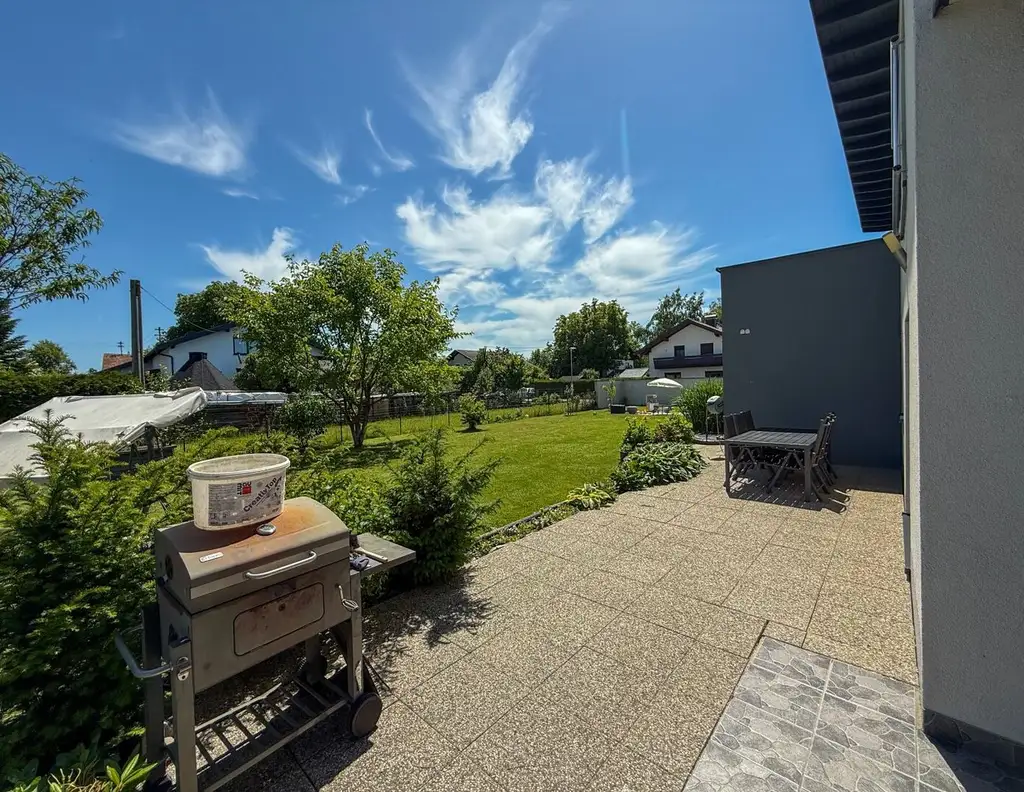 Doppelhaushälfte mit Garten und Terrasse