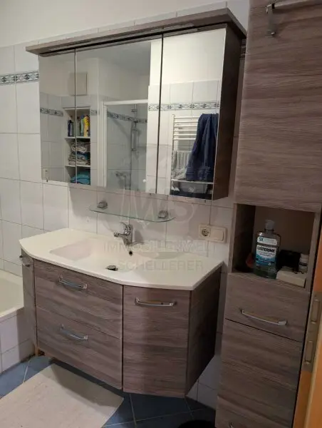 Schöne 3 Zimmer Mietwohnung  !