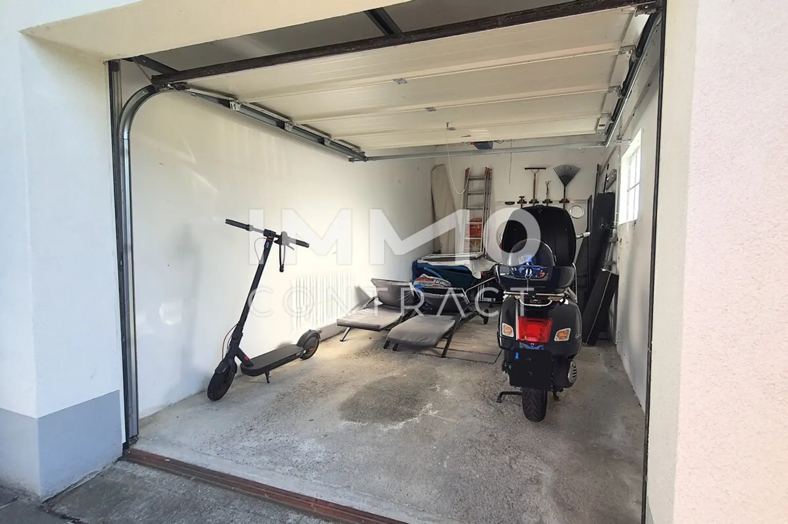 hochwertig saniertes Schmuckstück mit Pool + Garage