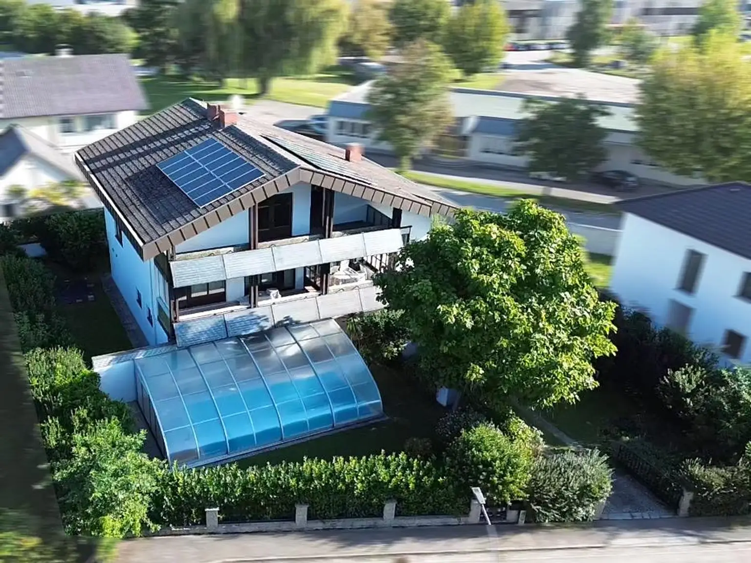 Mondänes Einfamilienhaus inmitten von Pöchlarn - Pool, Garten & Wellness inklusive!