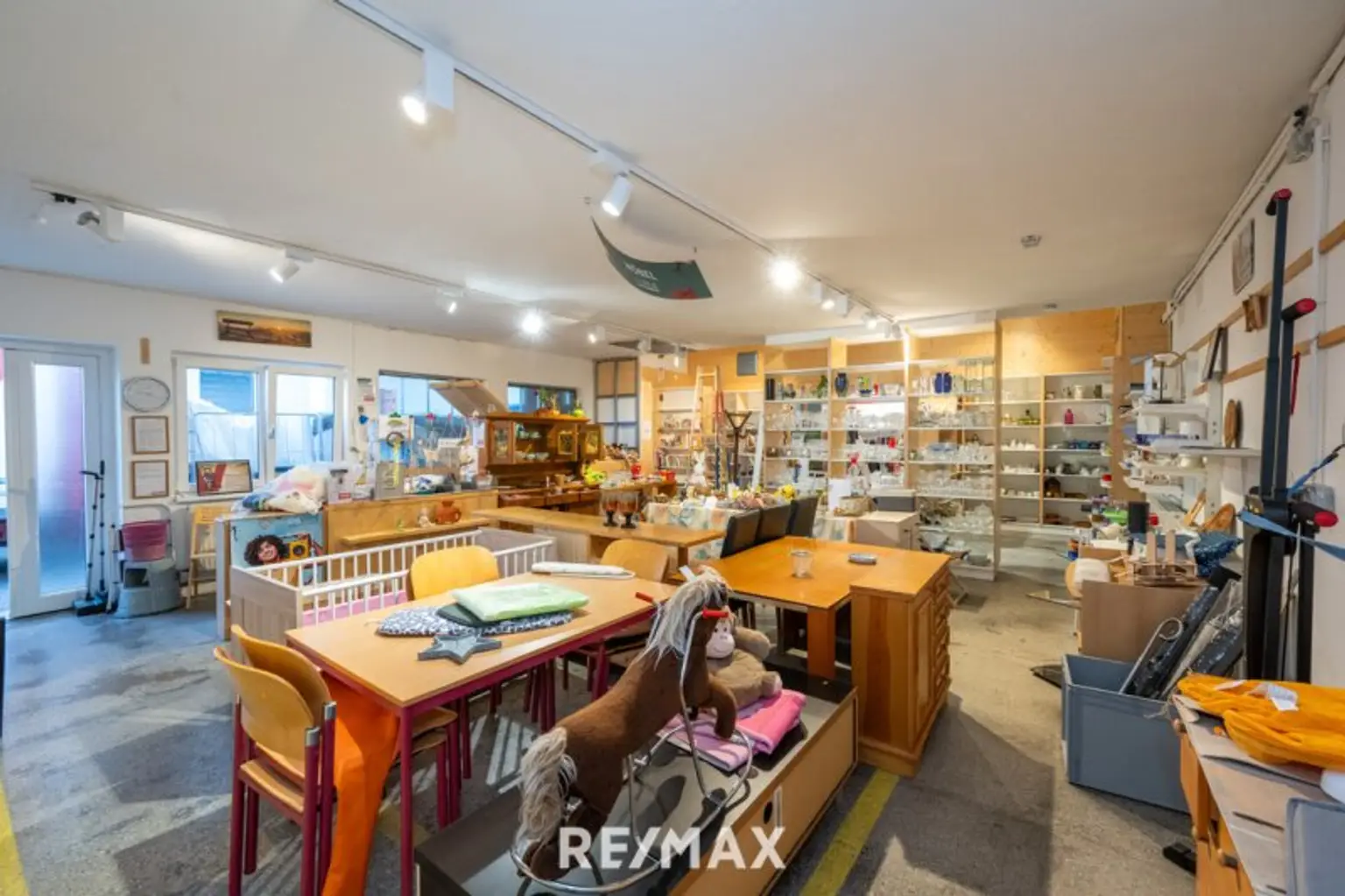 Verkaufs-/Geschäftsräume 3