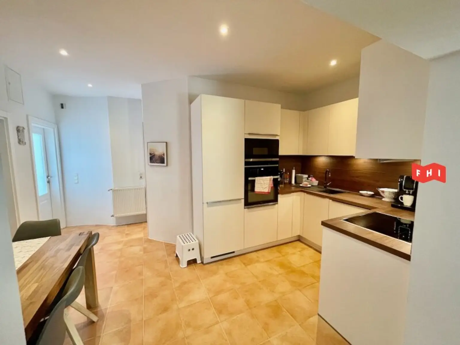 Renoviertes 3 Zimmer Einfamilienhaus mit Überdachter Terrasse, 2 Autoabstellplätzen & Klimaanlage Nähe Stadtgrenze Wien/Groß Enzersdorf