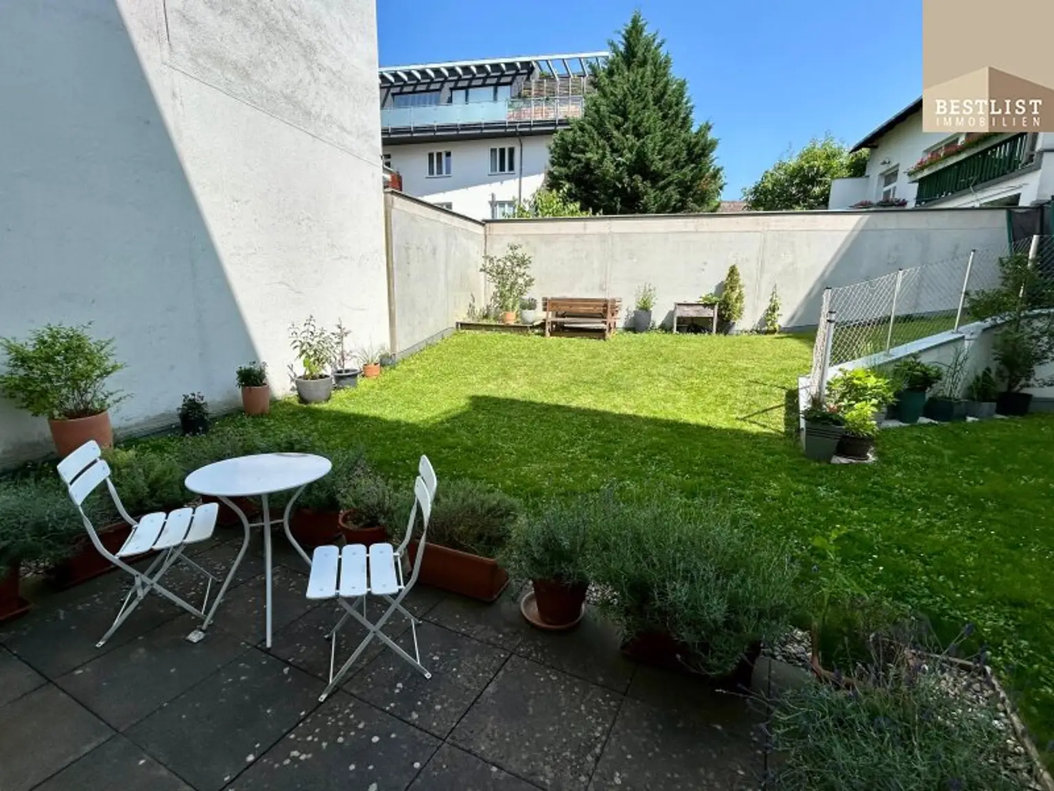 Top-Ordination in Baden für bis zu 3 Ärzte