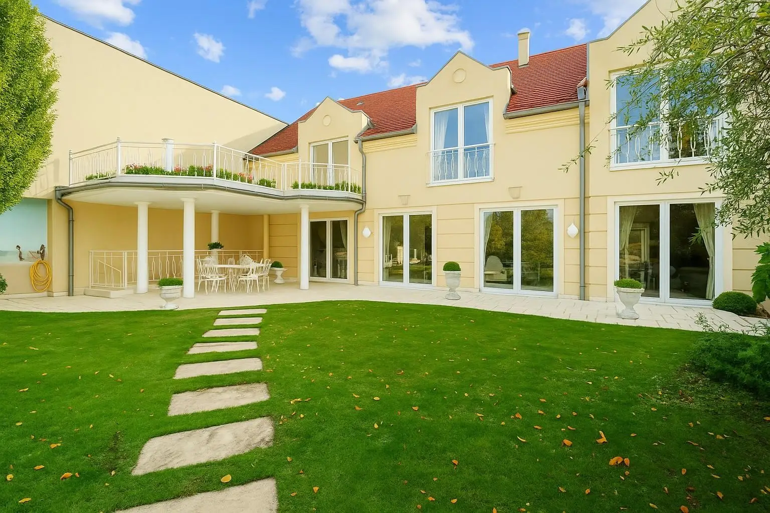 "Traumhaus direkt am See!"