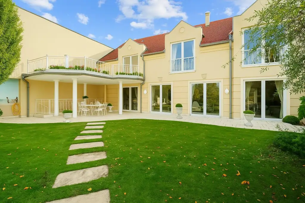 "Traumhaus direkt am See!"