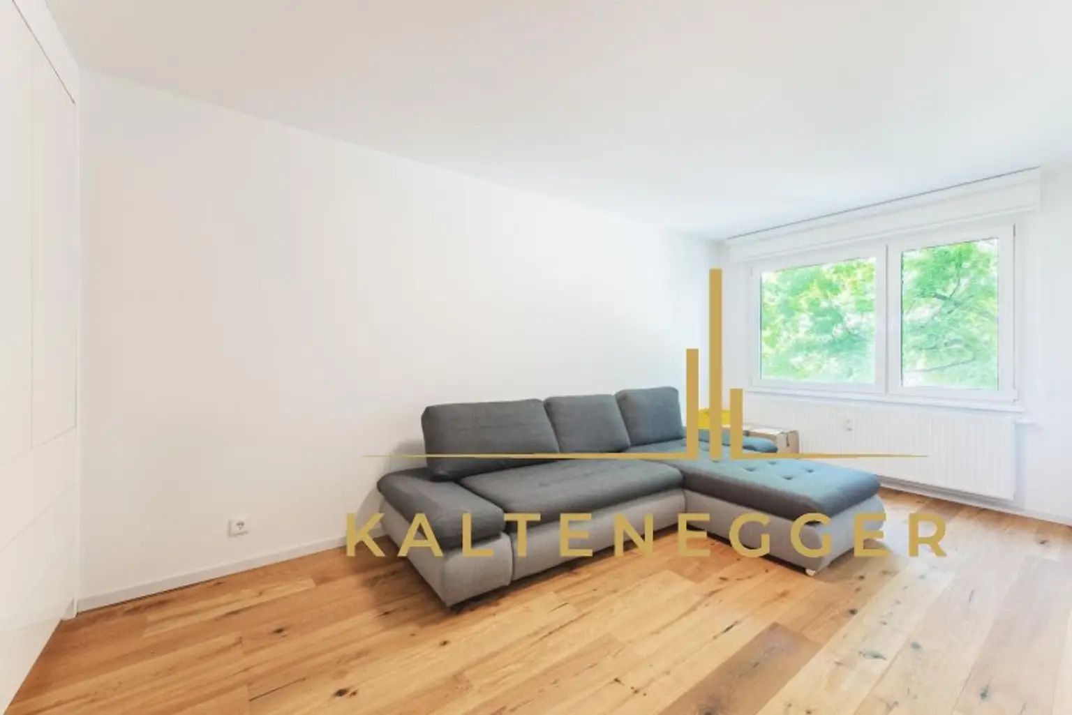 Traumhafte 3 Zimmer-Wohnung mit Loggia - WG-tauglich