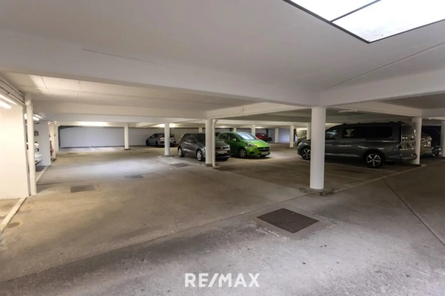 Neu sanierte 4-Zimmer-Eckwohnung im 2. Liftstock