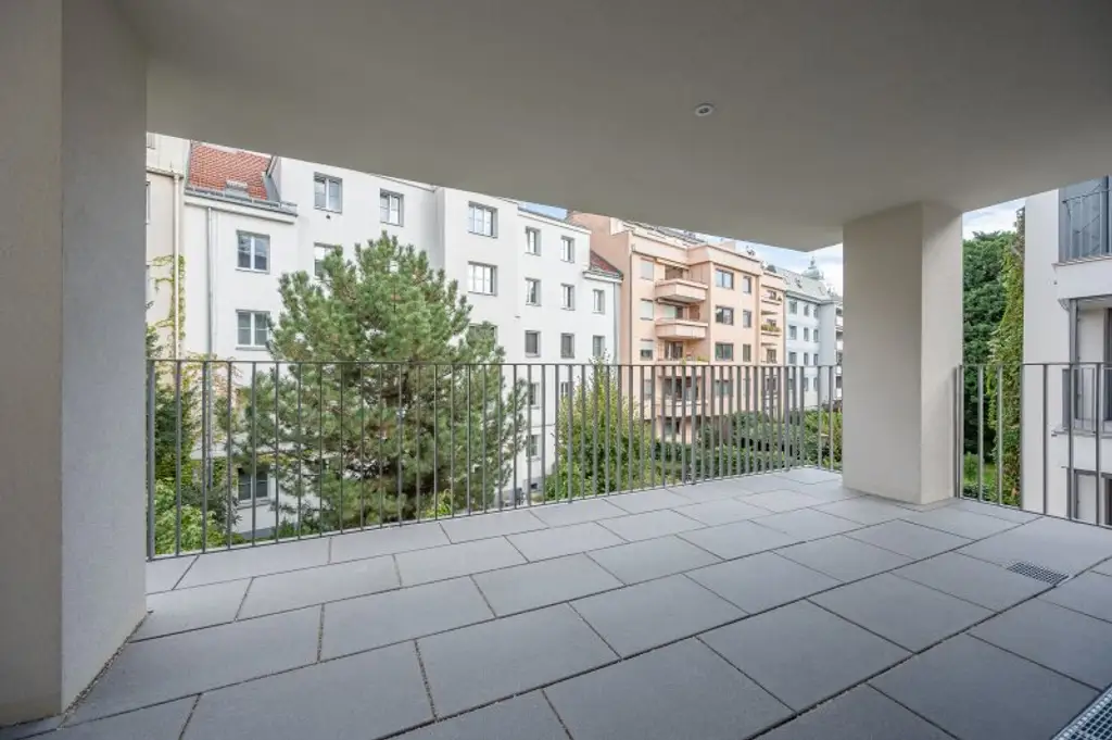 ++MOLLARD 50++ Remarkable 2-room apartment in a prime central location (2/6)