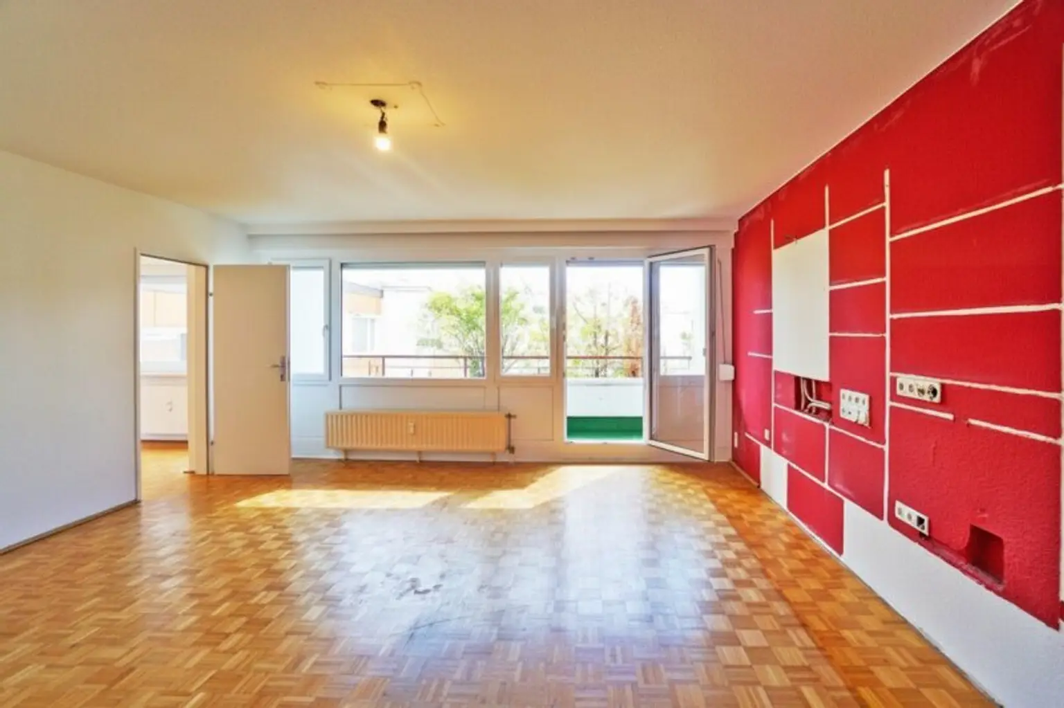 Wohnzimmer_Ausgang Loggia