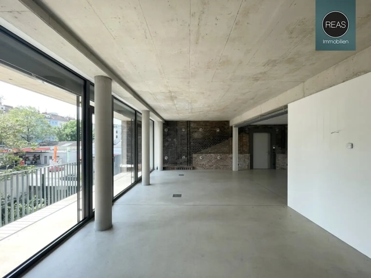 Loft - Anlagepaket mit 6,5% Rendite in der historischen Brotfabrik Wien!