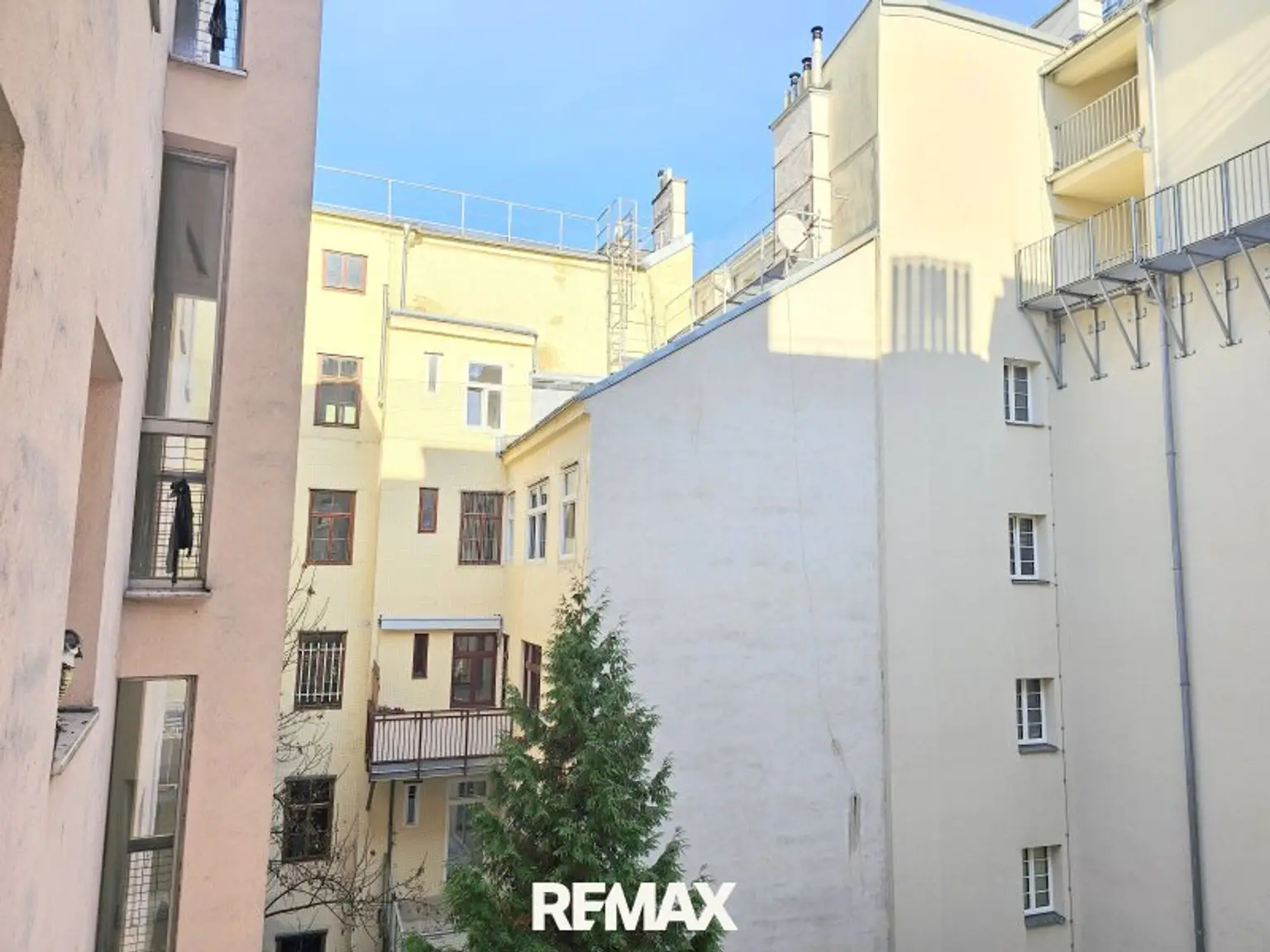 Blick aus der Küche
