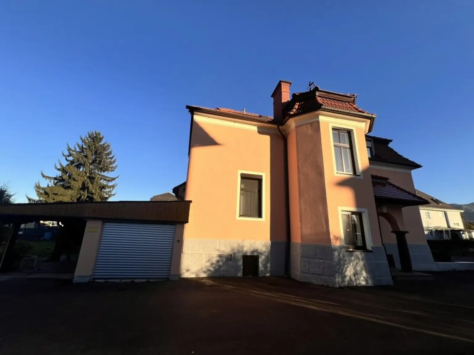 Ihr Zuhause mit Seele: Klassischer Altbau trifft modernes Wohlfühlambiente