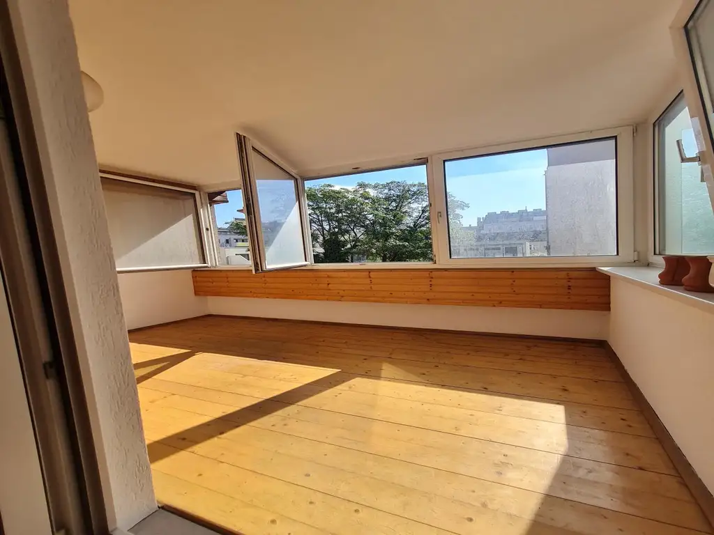 "3 Zi. mit 9 m² Loggia"